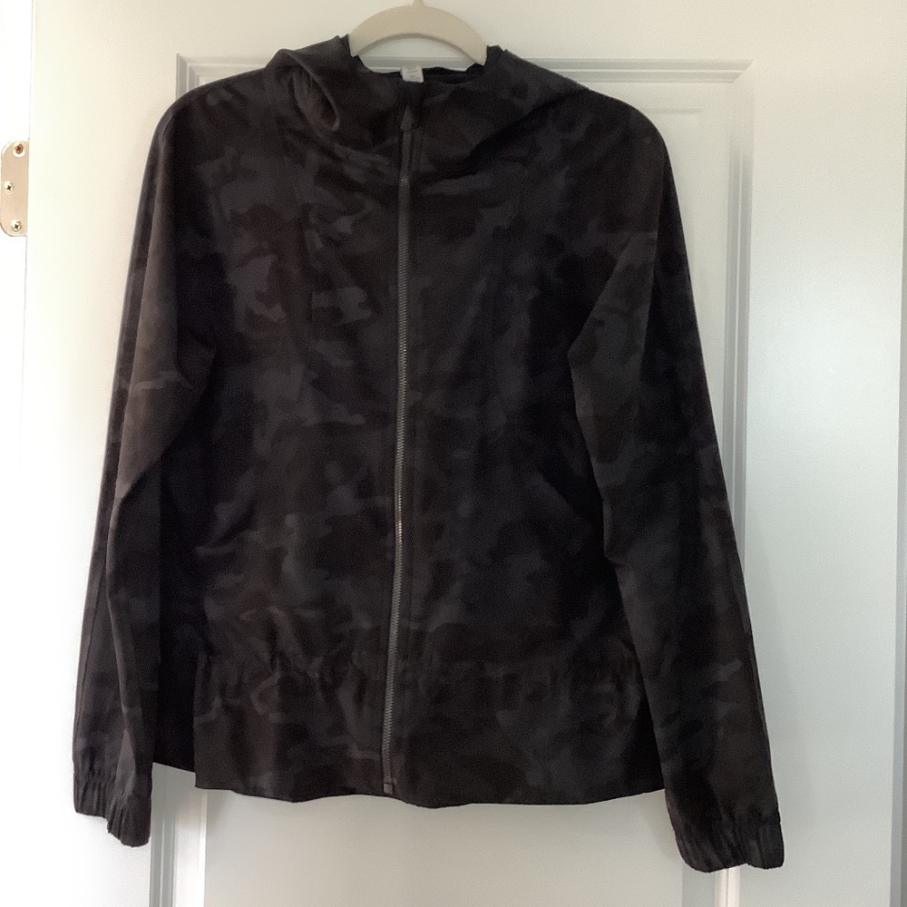 Lululemon Camo Jacket Never Worn